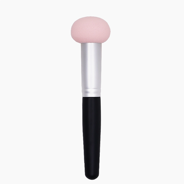 Blending Sponge With Handle