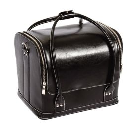 This stylishly designed professional beauty case is a combination of a practical beauty case and a designer bag